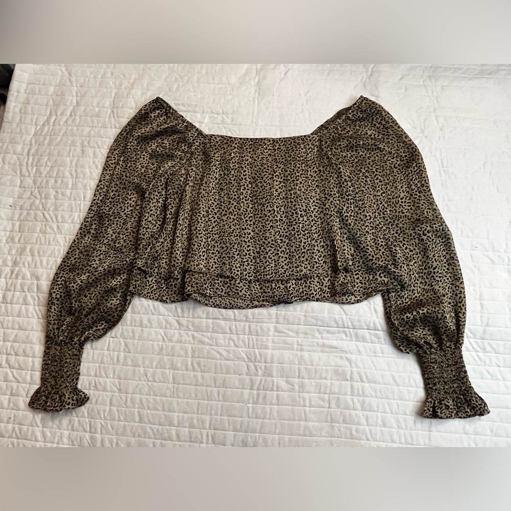 Mittoshop leopard crop top